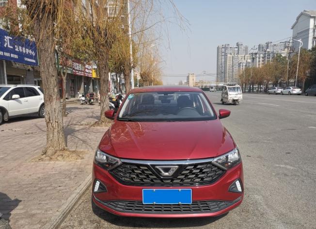 捷达va3自动向上人生版油耗,吉利帝豪和捷达va3油耗对比