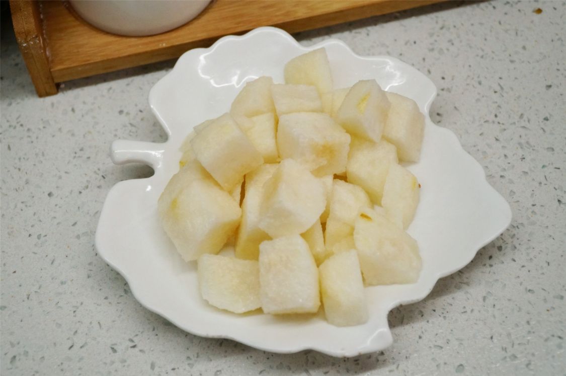 春天天气干燥煲什么汤可以滋润,冬天滋润营养又去燥的5道汤