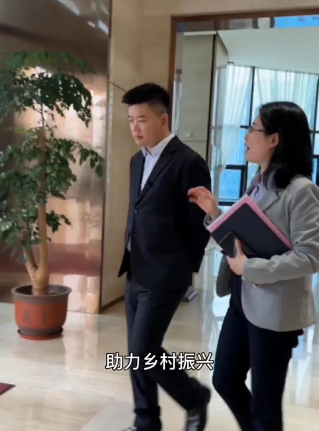 吴召国广西助农新闻报道,吴召国东北助农