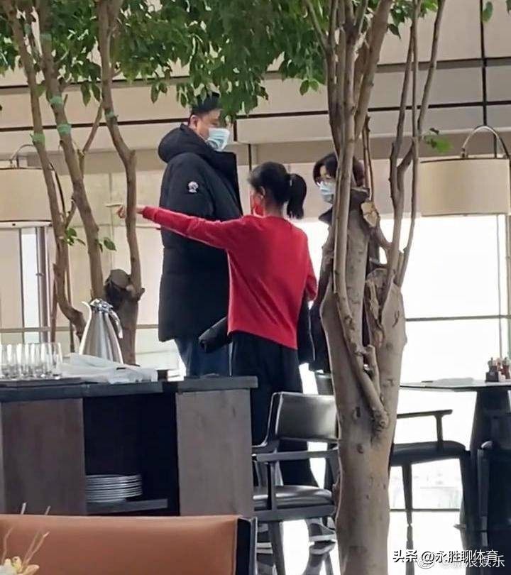 媒体姚明12岁女儿身高近1米9,姚明11岁女儿身高真的有一米七吗