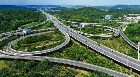 路桥行业的工程到底挣钱不挣钱,路桥工程前景怎么样啊