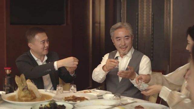 领导退休聚餐敬酒说什么话,领导退休酒桌上怎么说