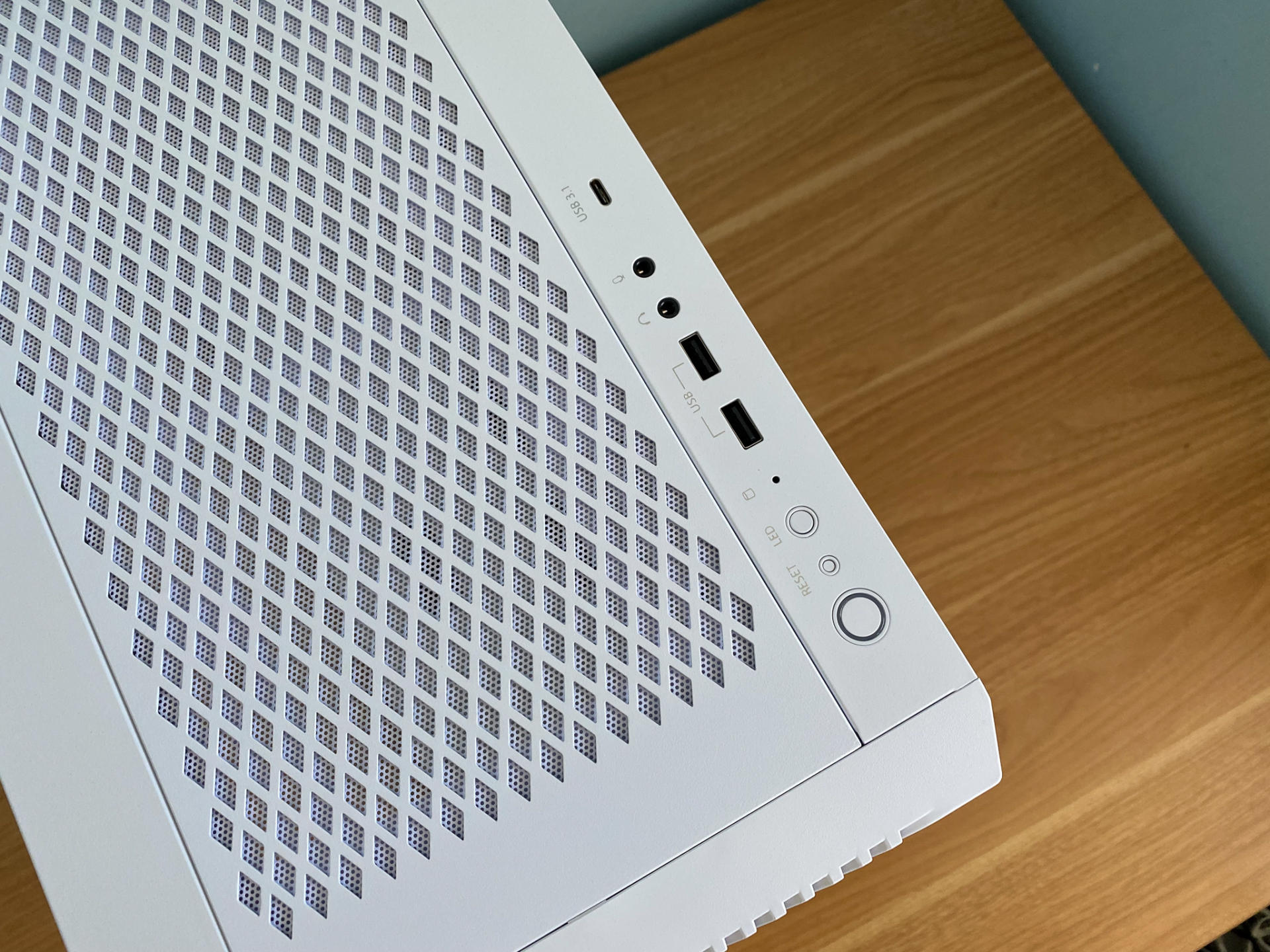 鑹炬箖g3鐢佃剳缁勮,鑹炬箖鐢电珵g3鏈虹