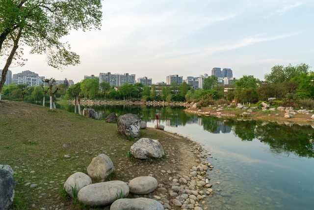 男人爱慕你怎么回复,男人倾慕女人