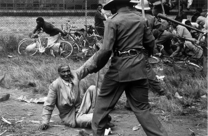 那个曾推动中美建交的美国前总统，退休之后，97岁仍在工地盖房子