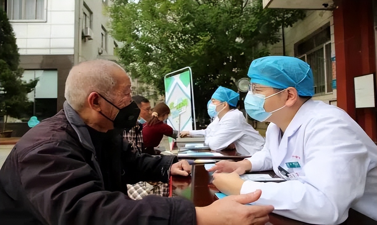 世界银屑病日义诊活动,江西省皮肤病专科医院治疗银屑病