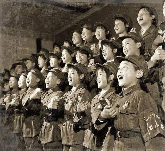 是什么让我们笑容越来越少,为什么我们笑起来不好看