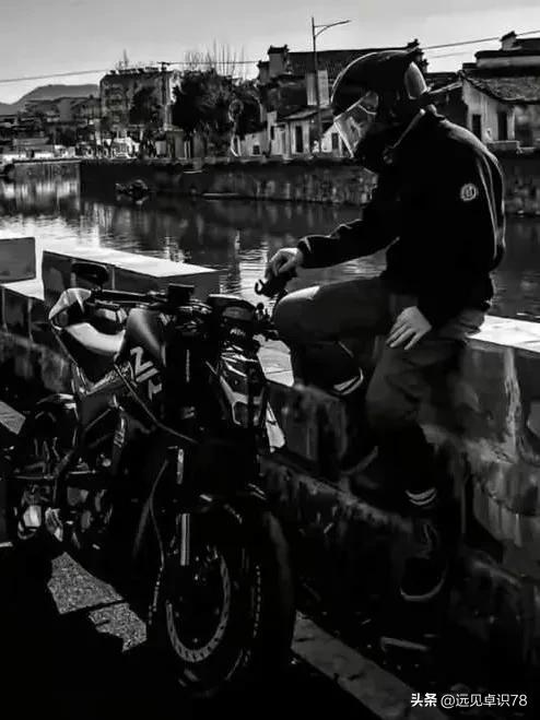 机车骑手意外事故,机车出事故骑手痛哭