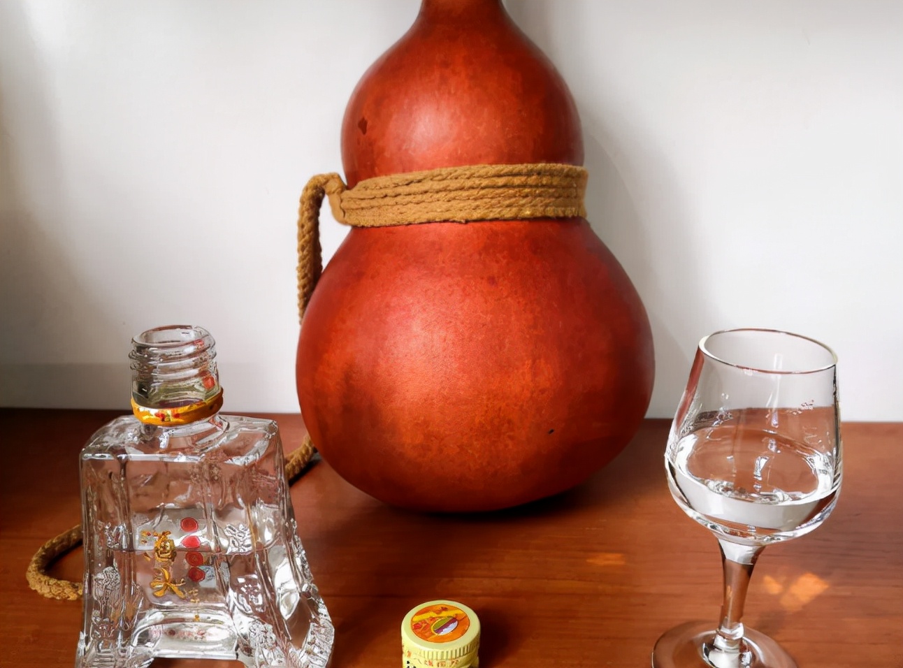 刘伶醉酒和衡水老白干哪个好喝,刘伶醉北派浓香白酒推荐