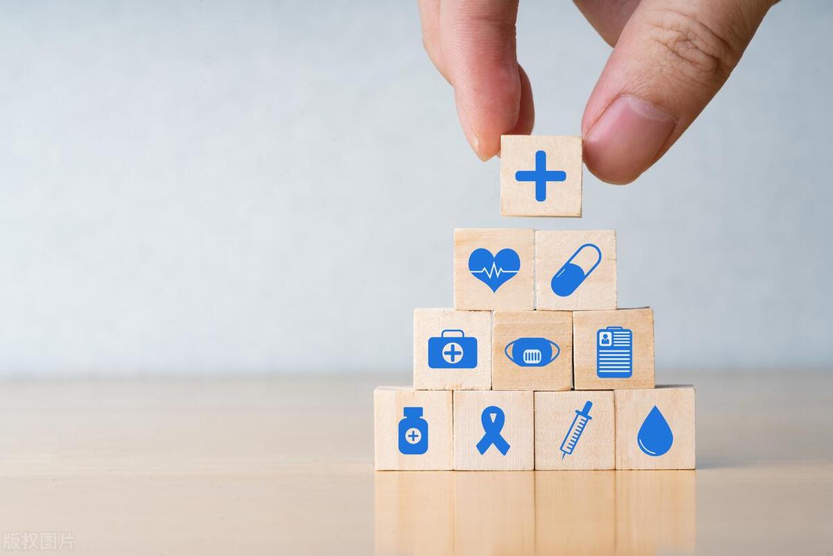 人体润滑剂，对女性伤害大还是对男性？能长期用吗？听医生怎么说