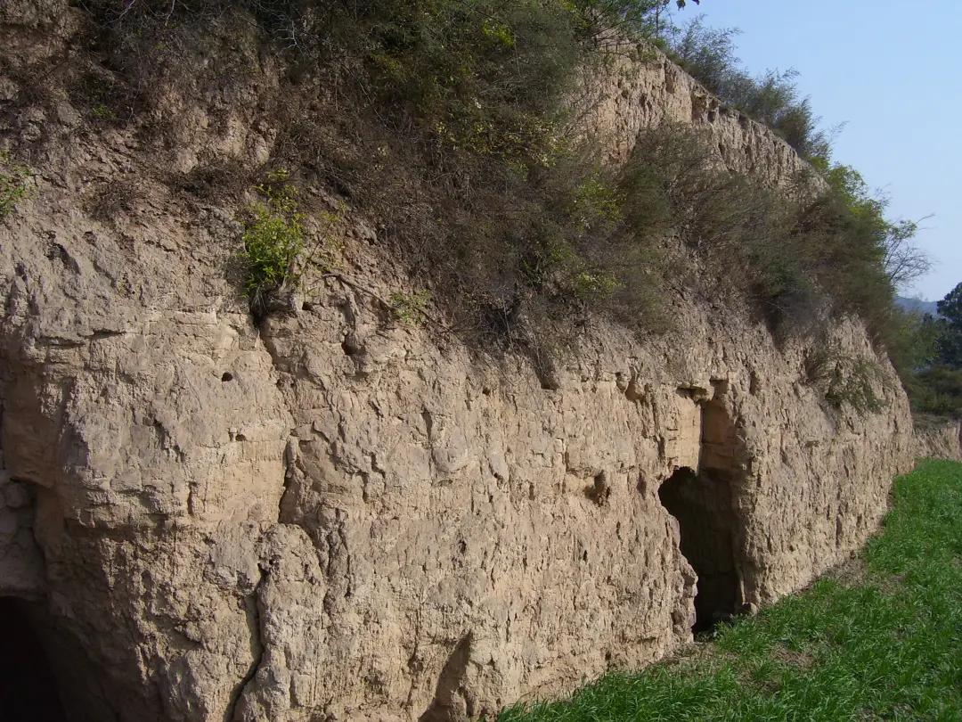 商代实用青铜圆鼎,三足圆鼎商代早期