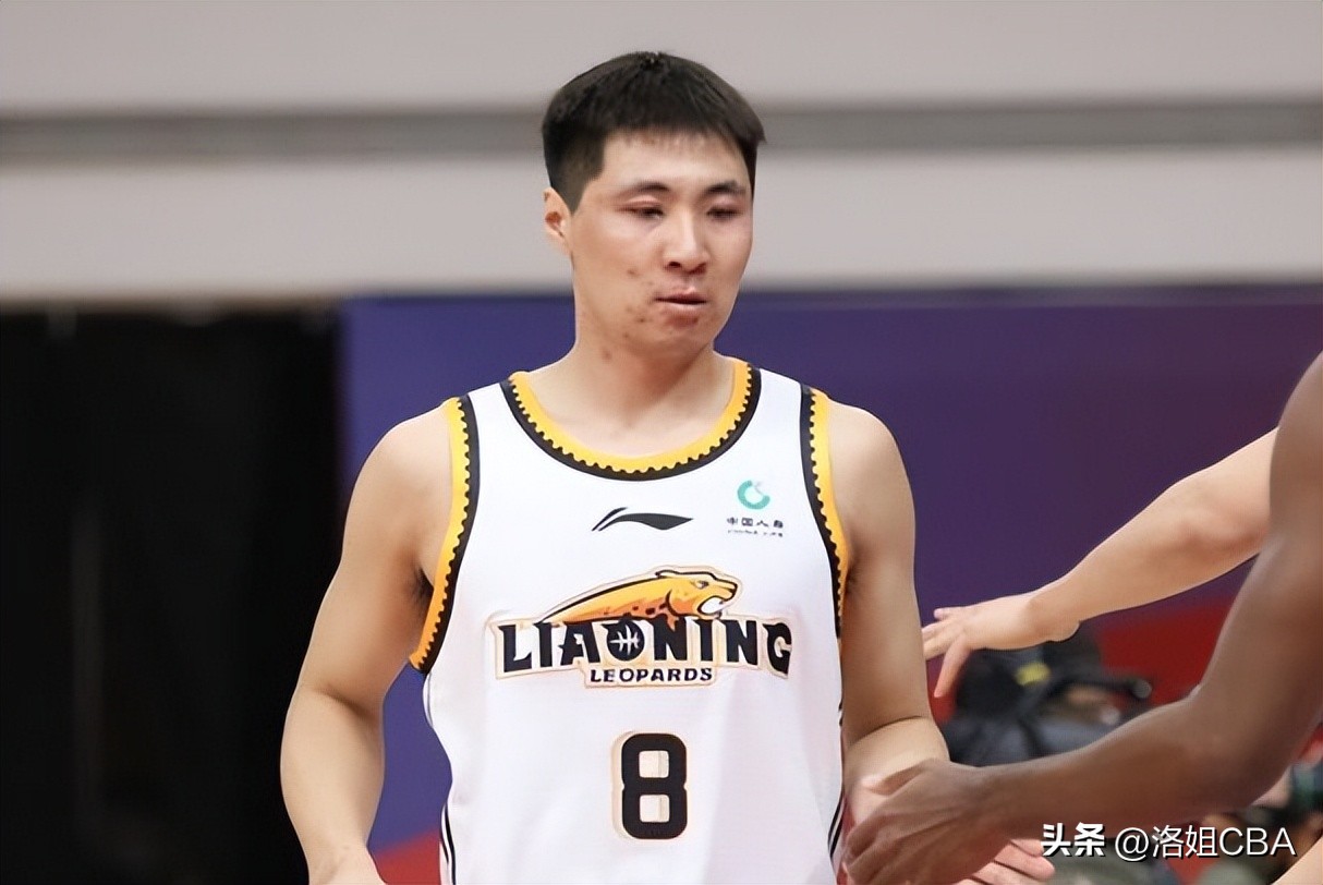 辽篮半决赛广厦赵继伟,cba辽宁队朱荣振扣帽广东队