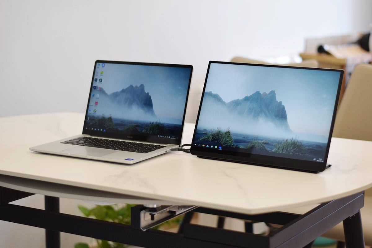 笔记本屏幕太小办公难受,笔记本电脑太小想连个显示屏