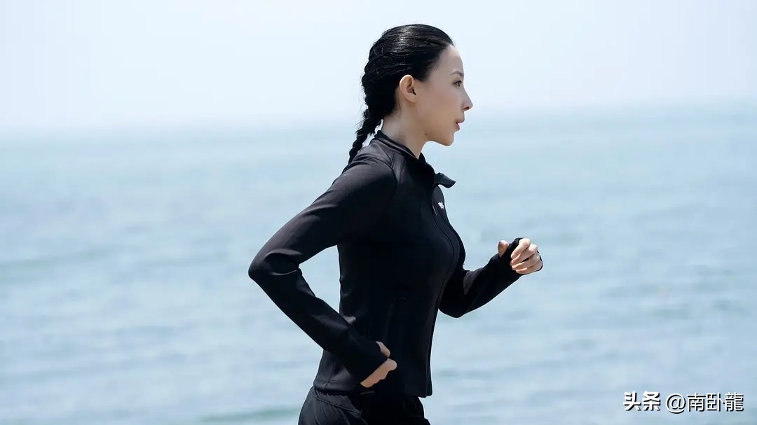 《拳力以赴》上映，砥砺前行涅槃重生，热血少年逐梦赛场夺拳王