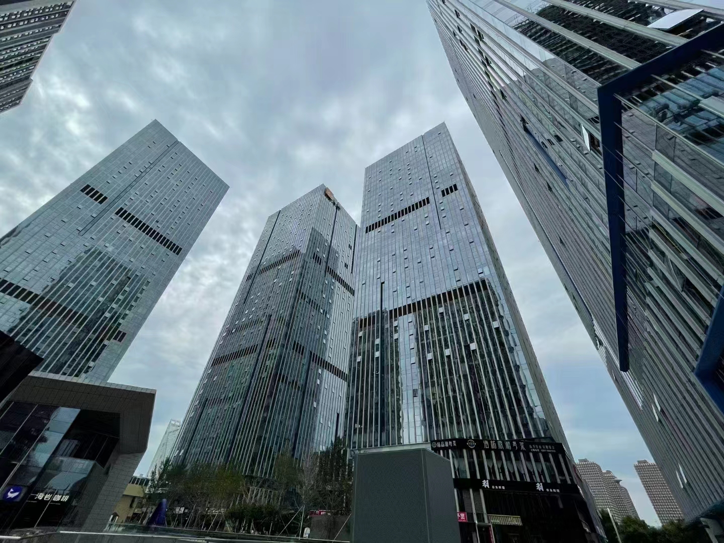 房地产五大行都是哪个国家的,国际房地产顾问五大行