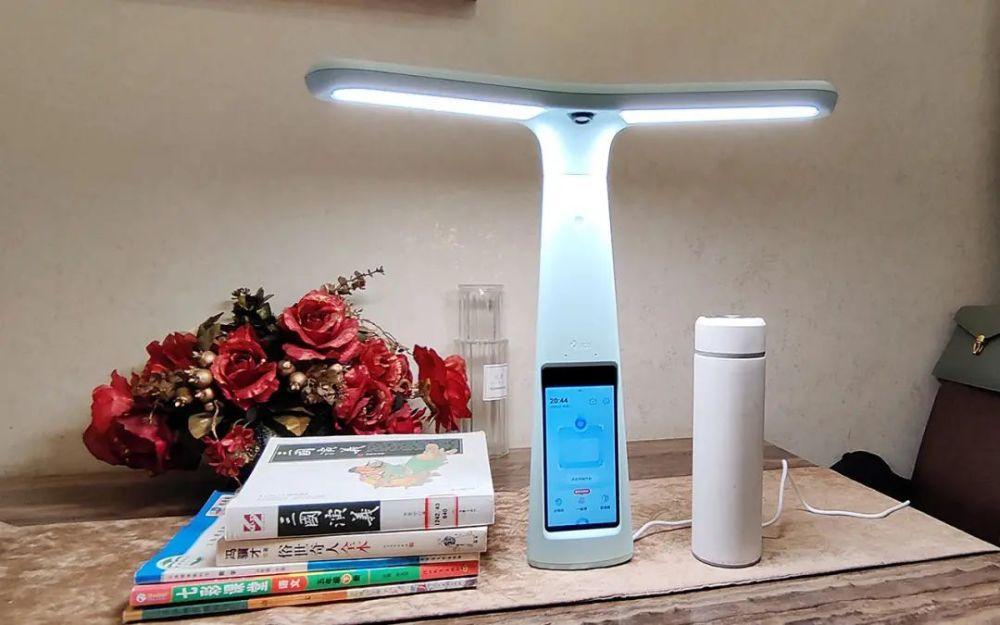 血亏3700万！曾风靡小学生的“顶流产品”，被谁逼下神坛？