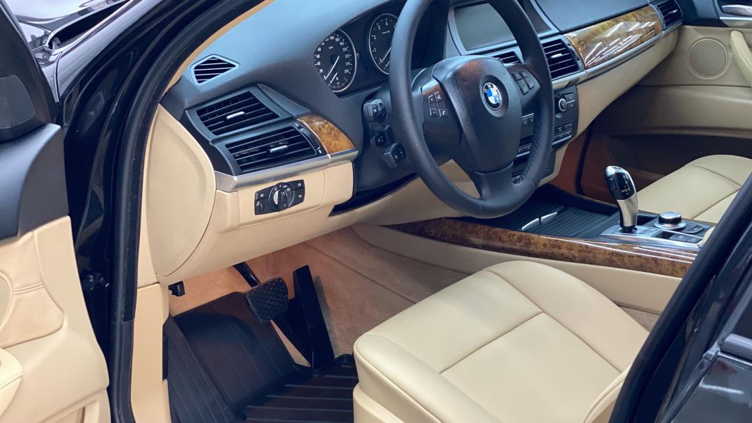 翻新整备一台老x5,13款宝马x5整备翻新