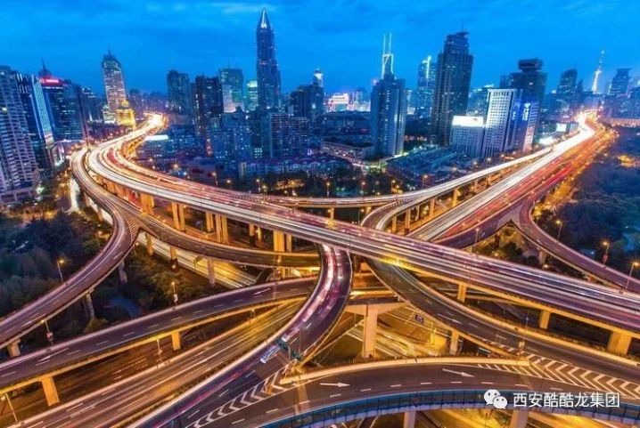 热烈庆祝酷酷龙集团荣获九大企业评级证书