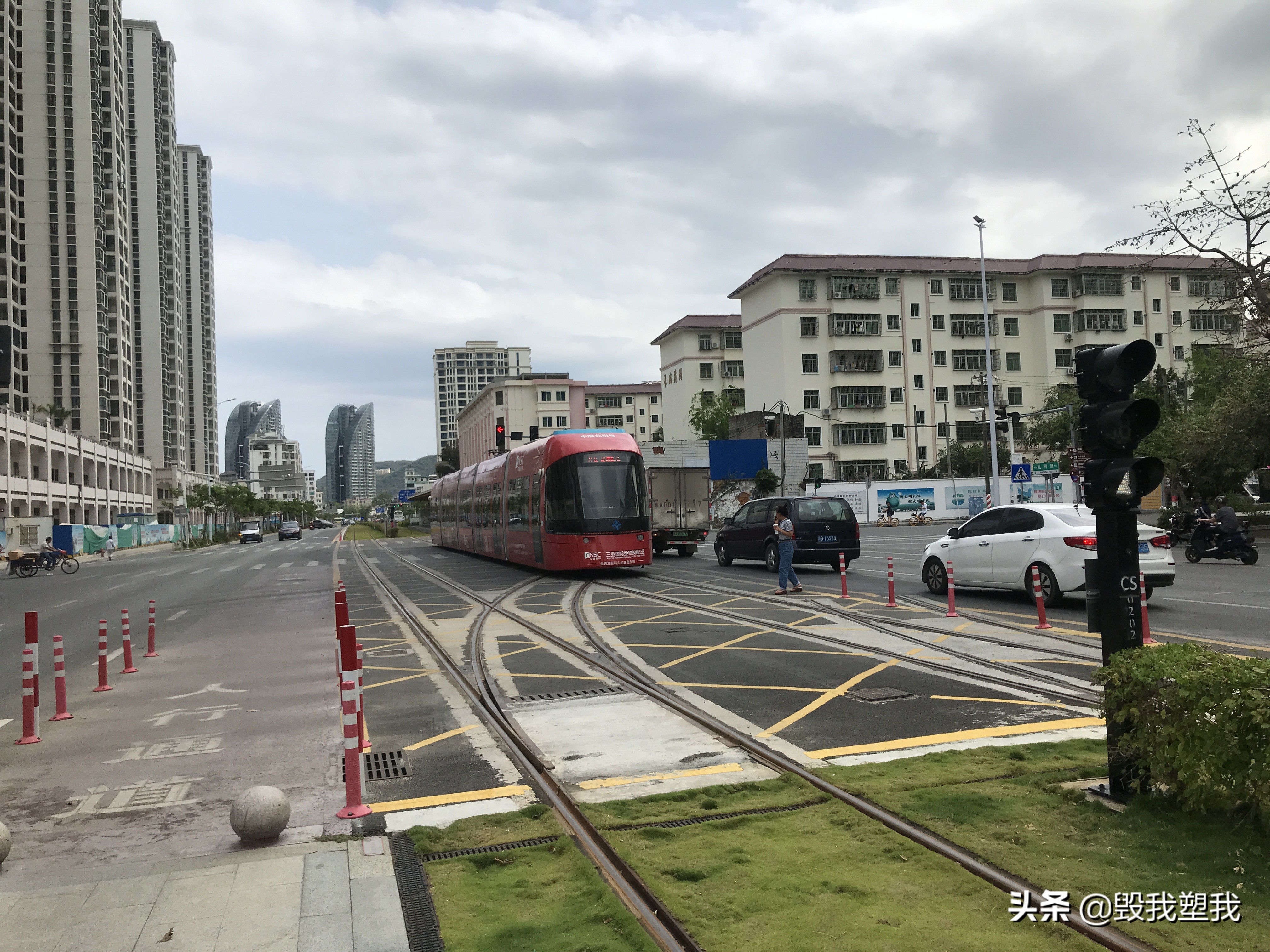 海南三亚街头真实视频,三亚街边小视频