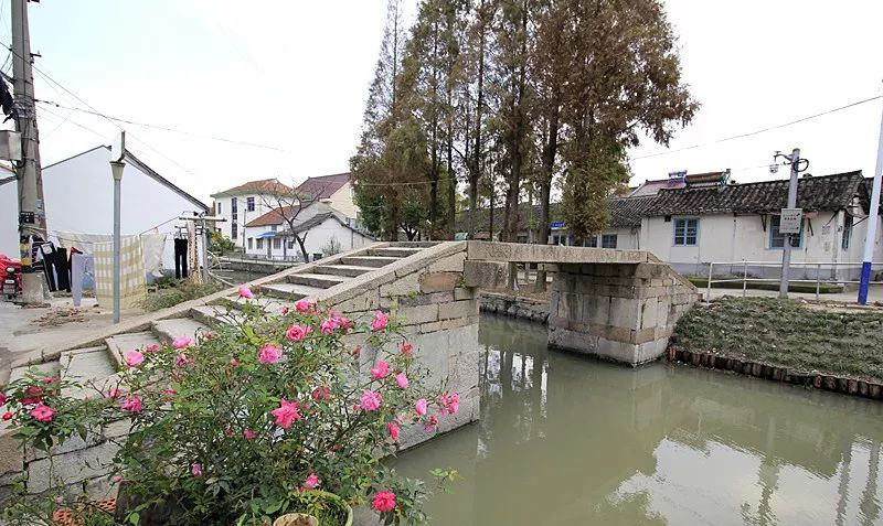 上海老街复古一条街风景,上海一条落魄的老街