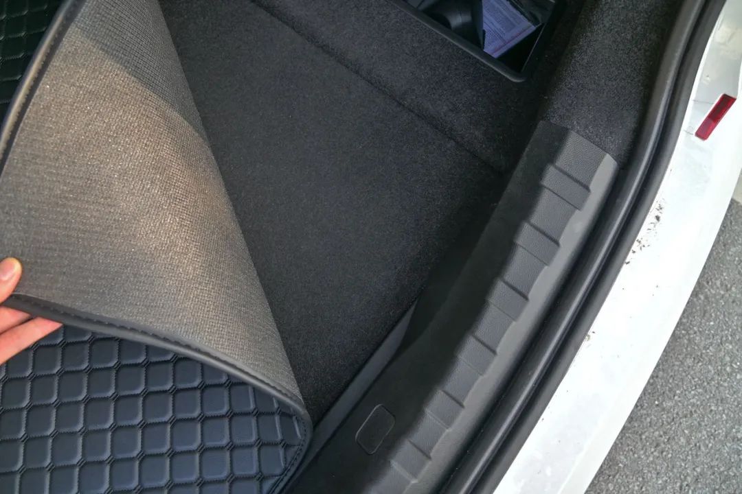 宝马330i曜夜长轴与短轴,多少钱能买宝马330i