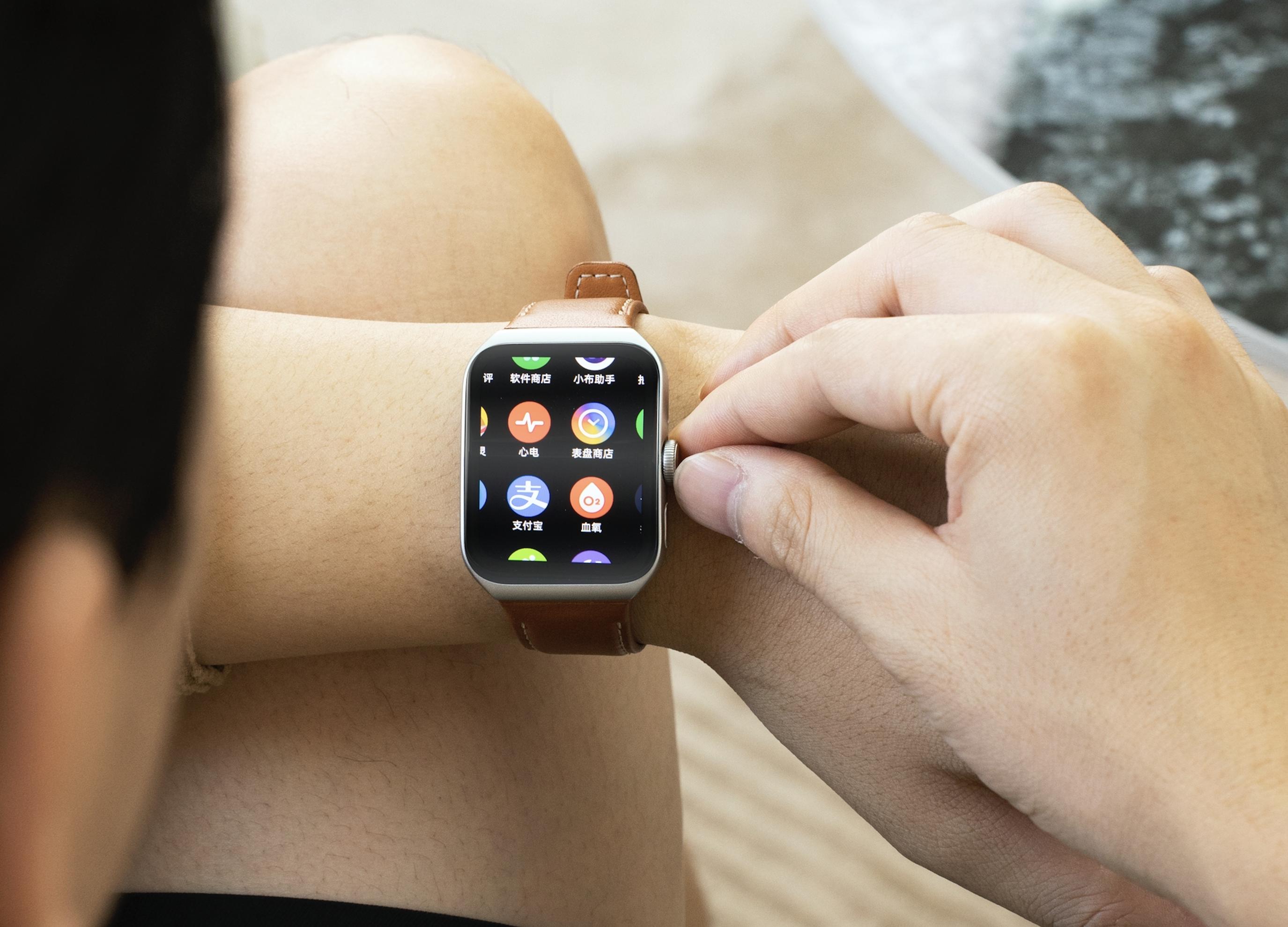 全平台兼容，最长续航15天！1899能买到“表皇级”安卓手表你信吗