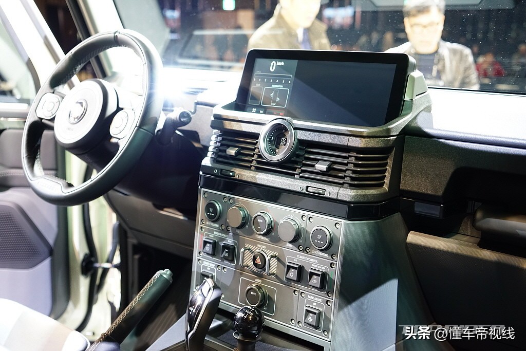 英力士掷弹兵落地价,英力士售价