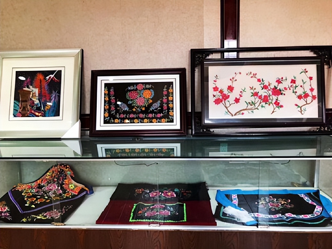 鏅笢褰濇棌鍒虹唬澶у叏,鏅笢瀹夊畾闈掍簯鍒虹唬