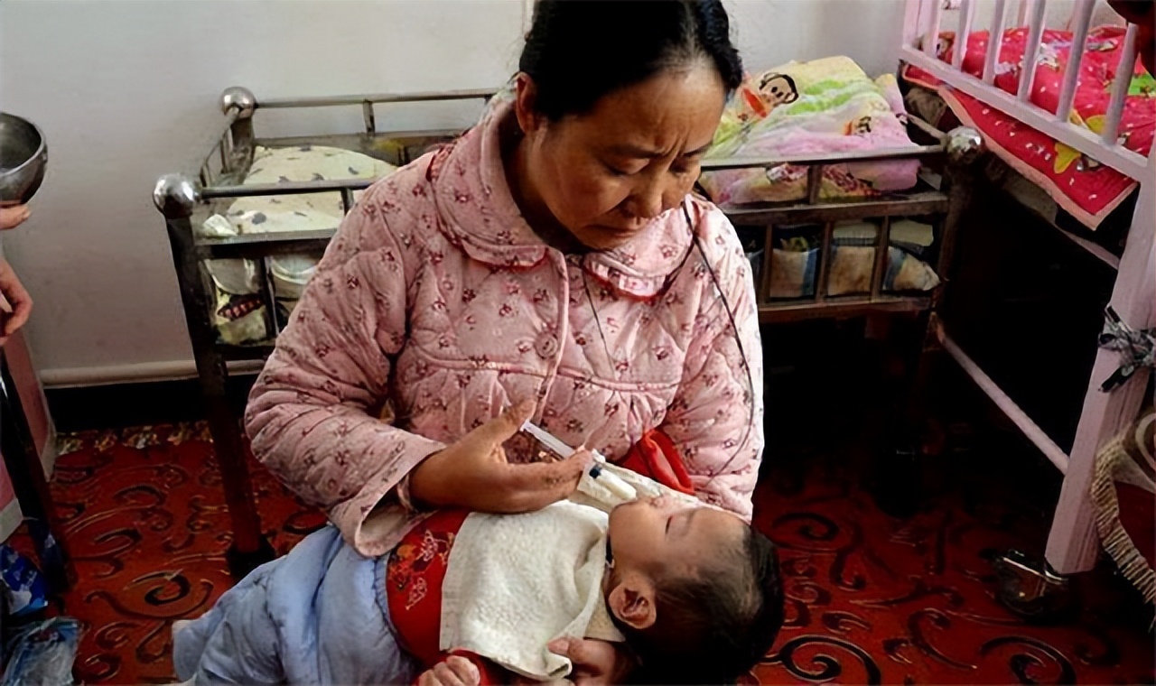 收养118个孩子的母亲被判20年,收养118个弃婴的妈妈被判刑