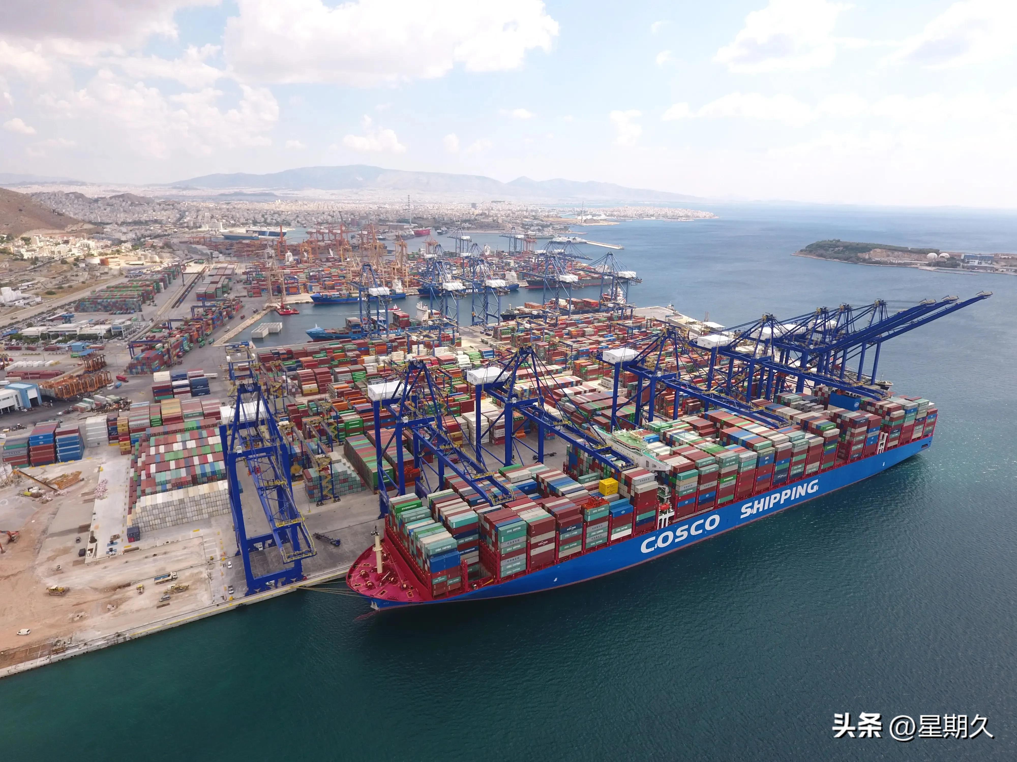 在喀麦隆靠港，船员偶遇两名女人的主动挽留，混乱的婚姻让人惊讶