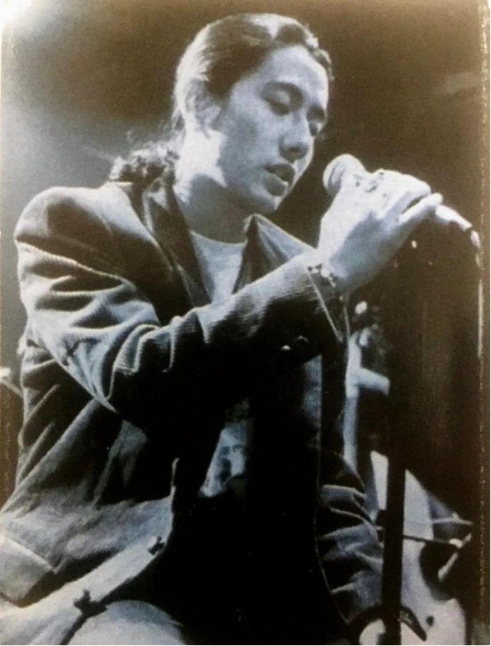 刘芸为何能驯服郑钧,郑钧为什么要叫刘芸前妻