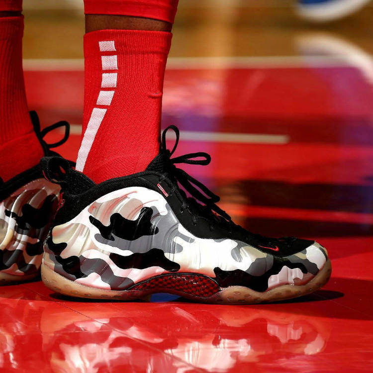 有哪些经典篮球鞋,篮球鞋nikeairfoamposite测评