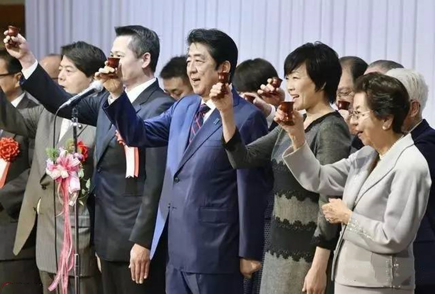 安倍被刺杀对日本有何影响,安倍晋三洋子