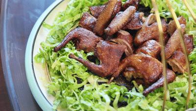 舌味馆,广东正宗脆皮乳鸽做法视频