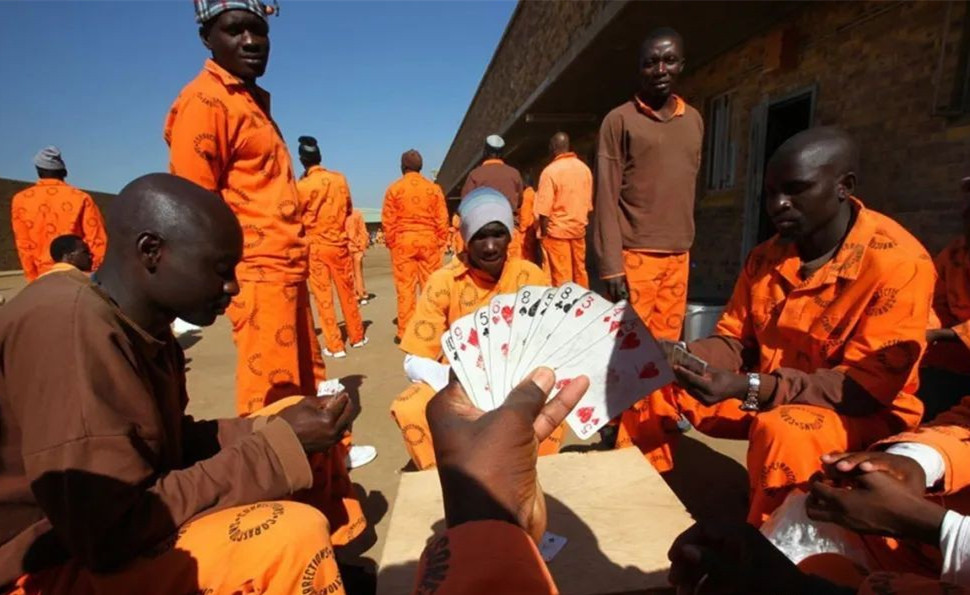 美国黑狱老大,美国囚犯黑老大