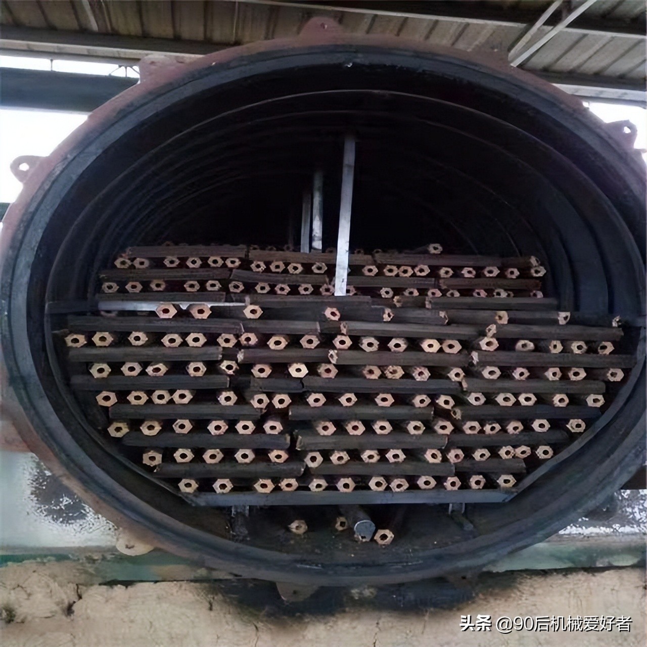 原木炭和机制炭哪个燃烧时间更长,机制木炭和原木炭哪个经烧