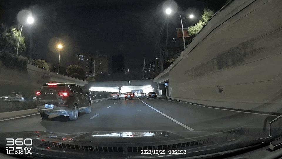 4K画质+四代鹰眼夜视+轨迹AI检索——360行车记录仪G900