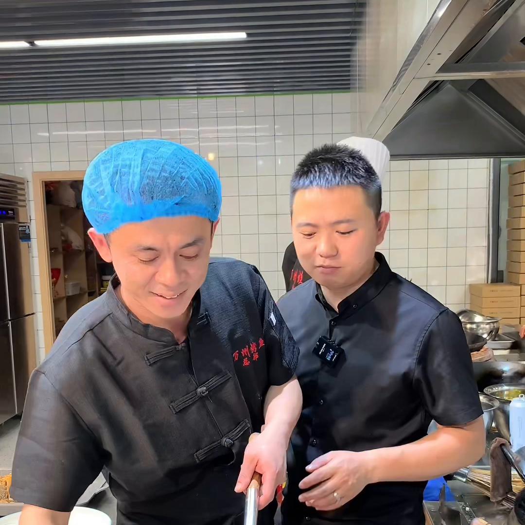 蒜香花甲教学,学做炒花甲去哪学好一点