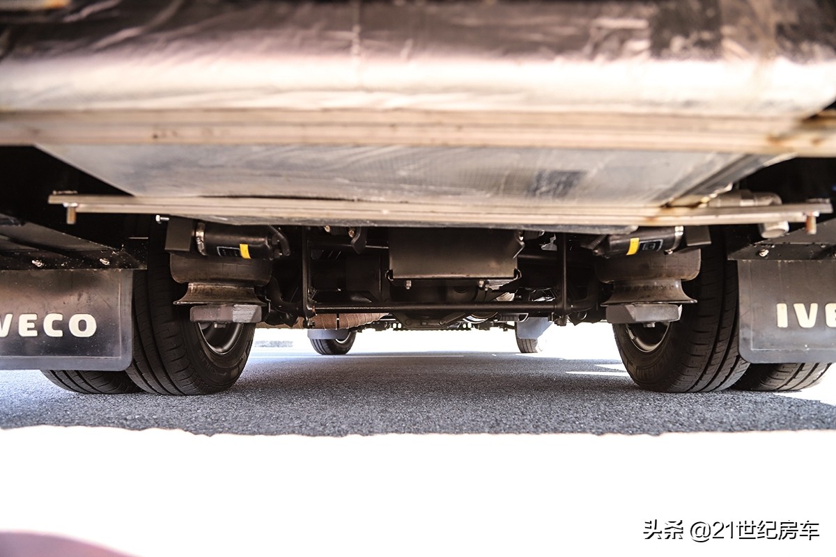 带自动驾驶辅助的房车,带智驾的新能源房车