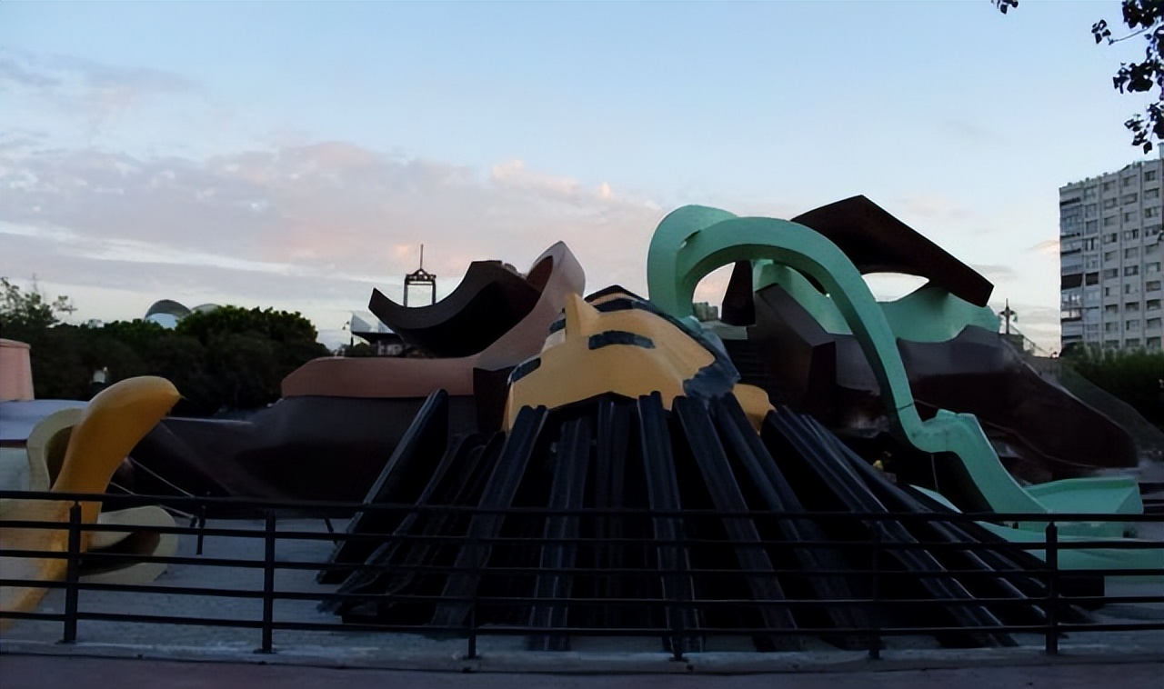 100个创意儿童乐园,把废弃的游乐园搬回家