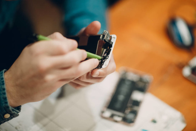 徐师傅手机维修,开个手机店维修技术哪里学