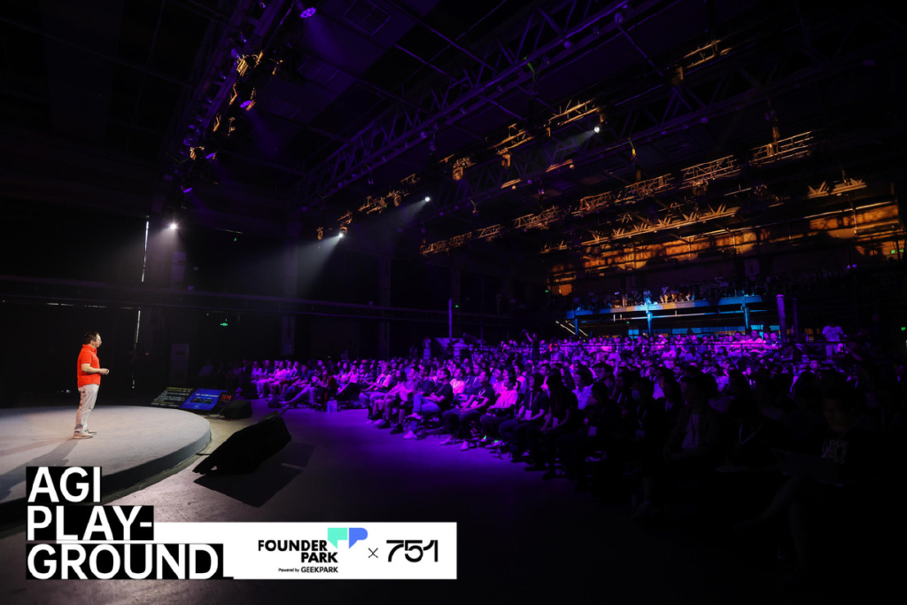 360周鸿祎公有大模型存在四个问题,360周鸿祎ai模型是谁提供的