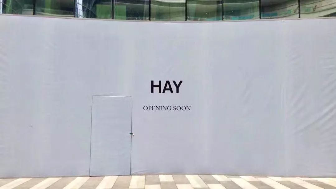 办公家具喷绘布设计,喷绘布多少钱一平