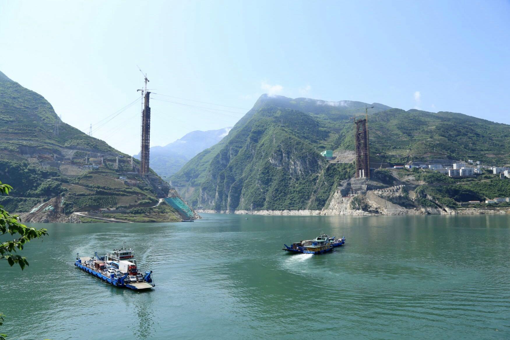 2001年湖北发现用熊猫陪葬的4000年古墓，这史前墓葬究竟是谁的？