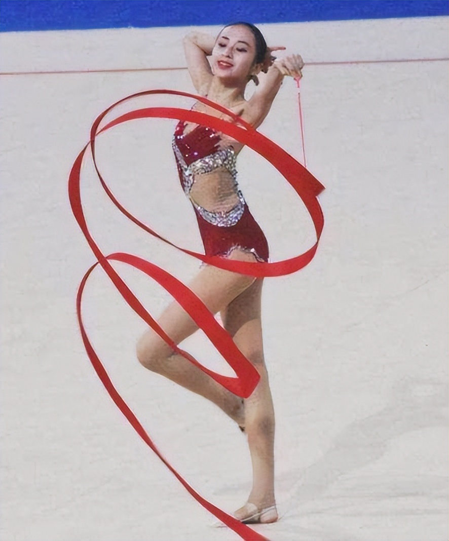 艺体女神王曼亲私密故事？浙大校花颜值不输张豆豆？曼亲生活细节