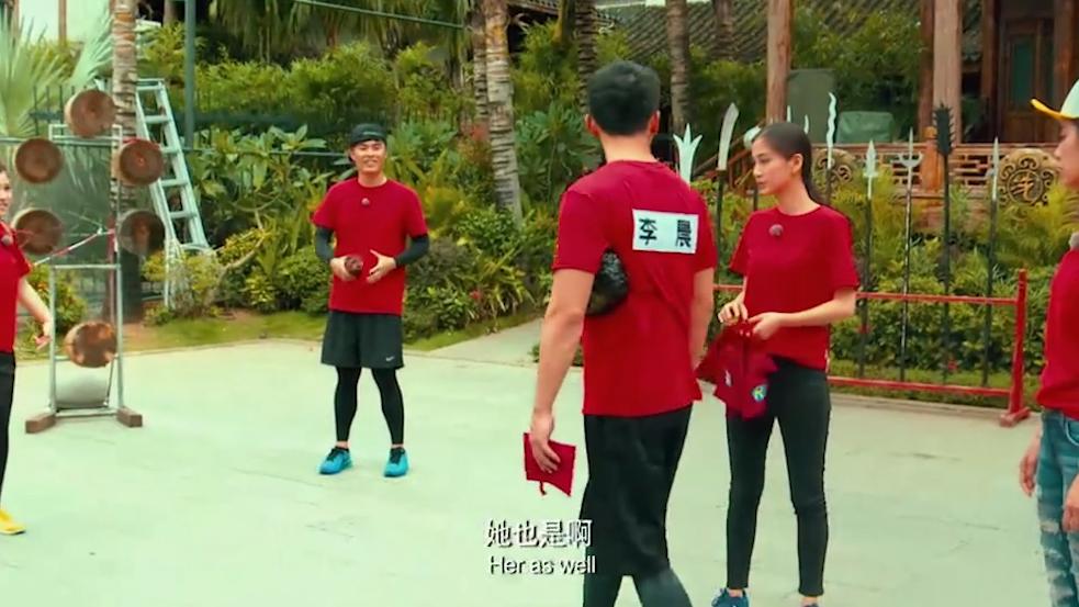 伊一主持人和朱丹交接完整视频,伊一朱丹近况