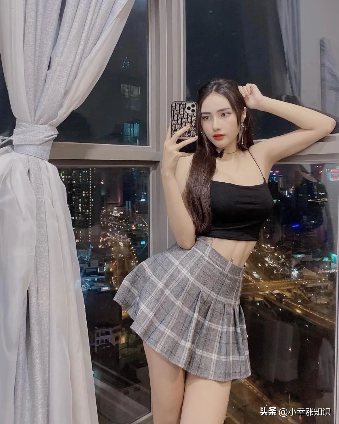 今日美图：越南性感女DJJenny