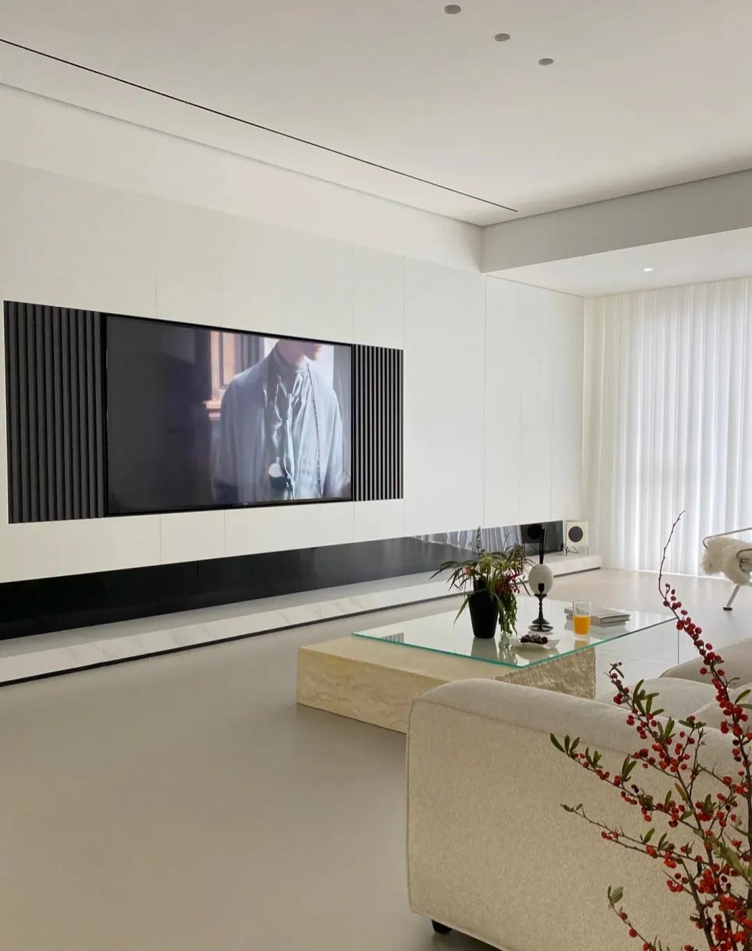 近日浙江一女子晒出自建房,辽宁一女子晒160新家装修