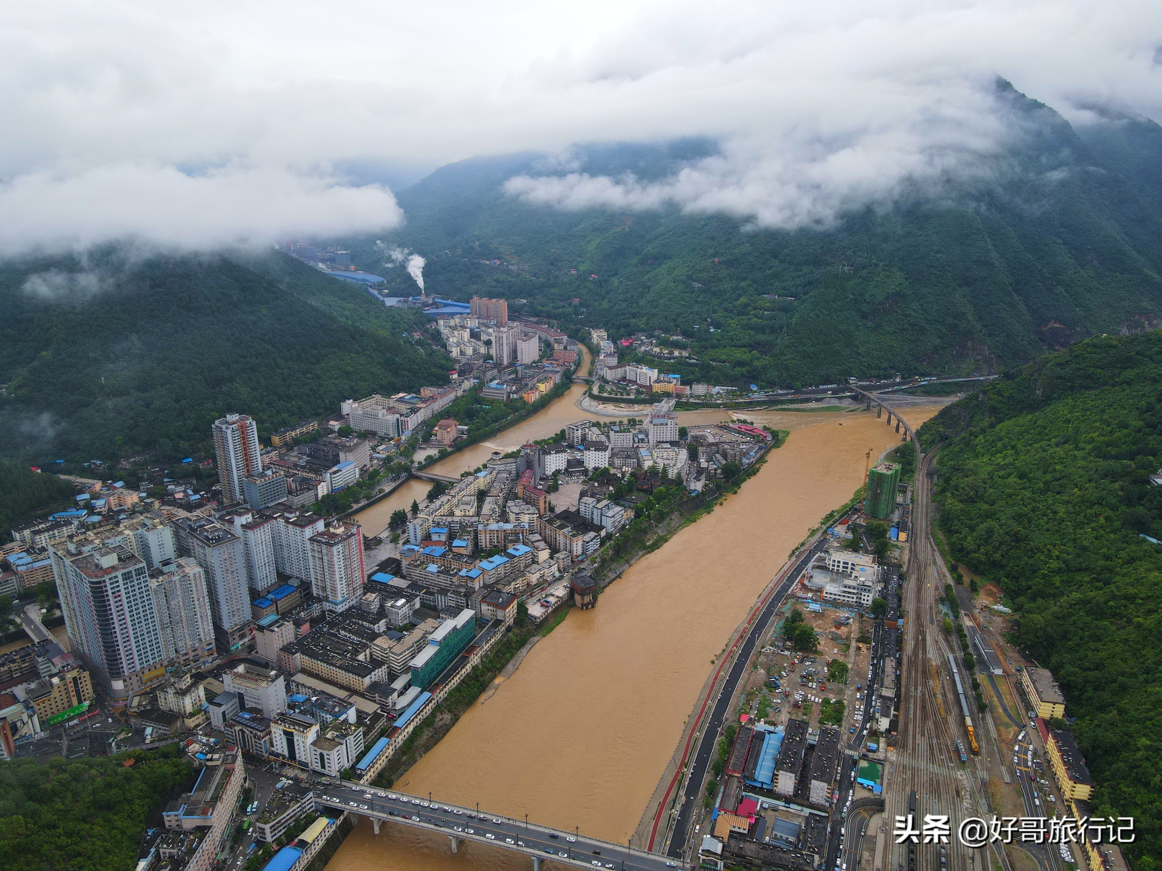 略阳两江交汇在哪里,略阳千里嘉陵江