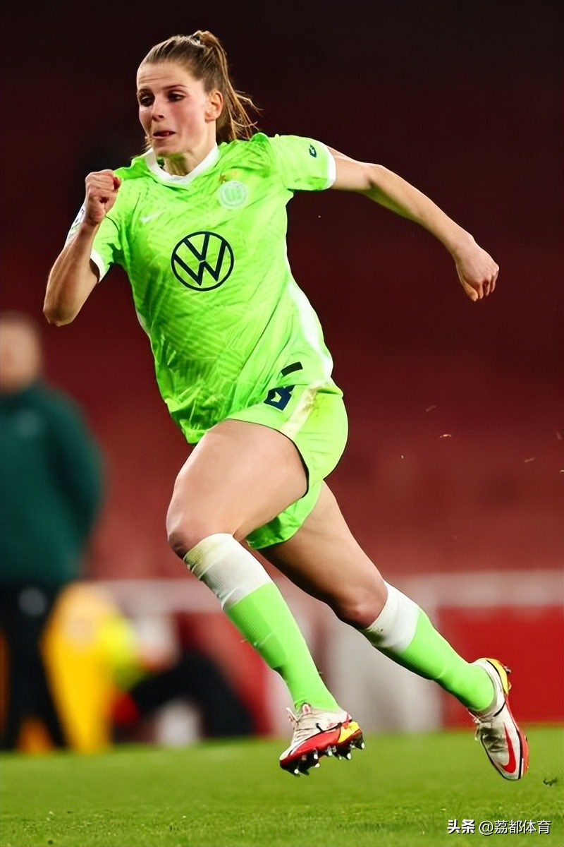 最美足球女运动员,世界十大美女足球运动员